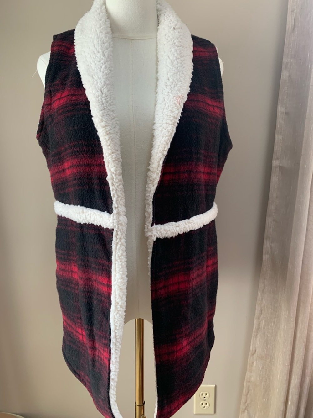 Maurices Cream Sherpa-Lined Vest with White Trim